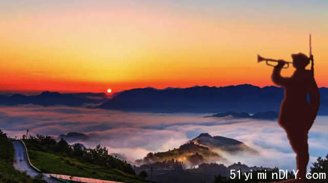 A sunset over a valley with clouds and mountains

Description automatically generated