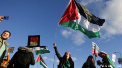 伦敦声援巴勒斯坦示威 约30万人参加